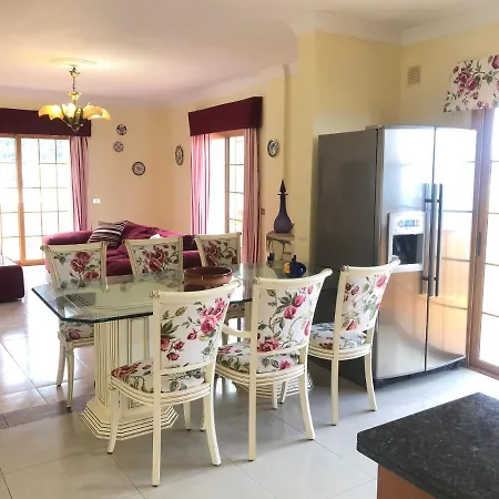 Panoramic Family Suite With Bbq Apartamento *